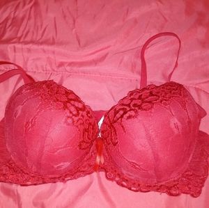 Extreme push-up bra